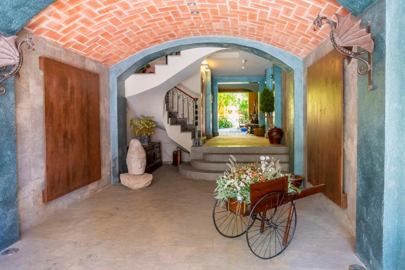 Apartaments Suites Sant Jordi Montbrió del Camp Buitenkant foto