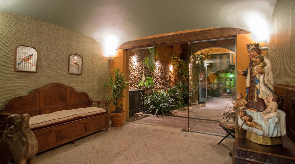 Apartaments Suites Sant Jordi Montbrió del Camp Buitenkant foto