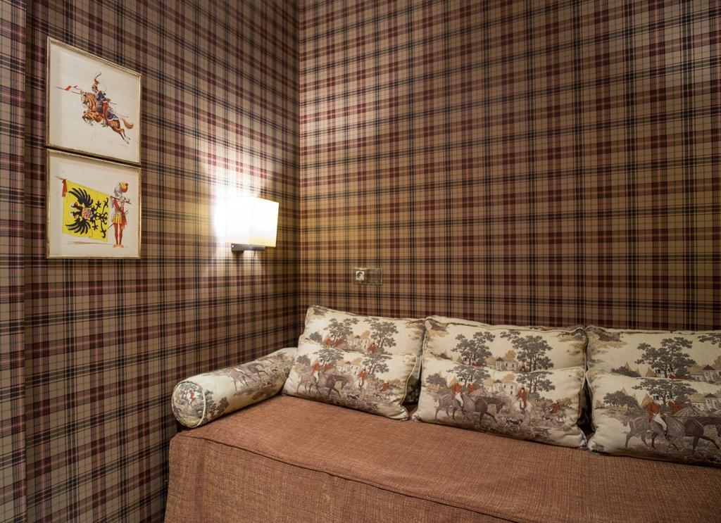 Apartaments Suites Sant Jordi Montbrió del Camp Buitenkant foto